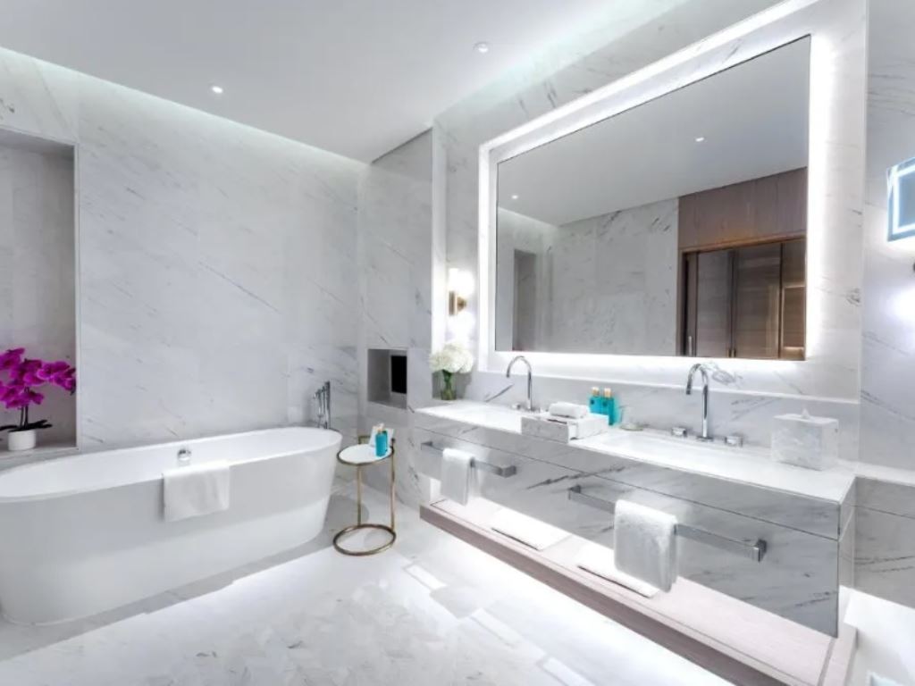 rooms-two-bedroom-pool-party-suite-with-xl-pool