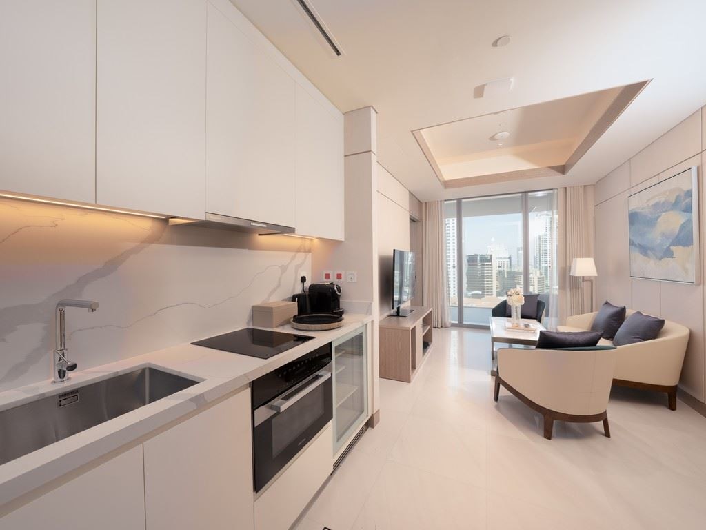 rooms-1-bed-|-skyline-suite-wpool