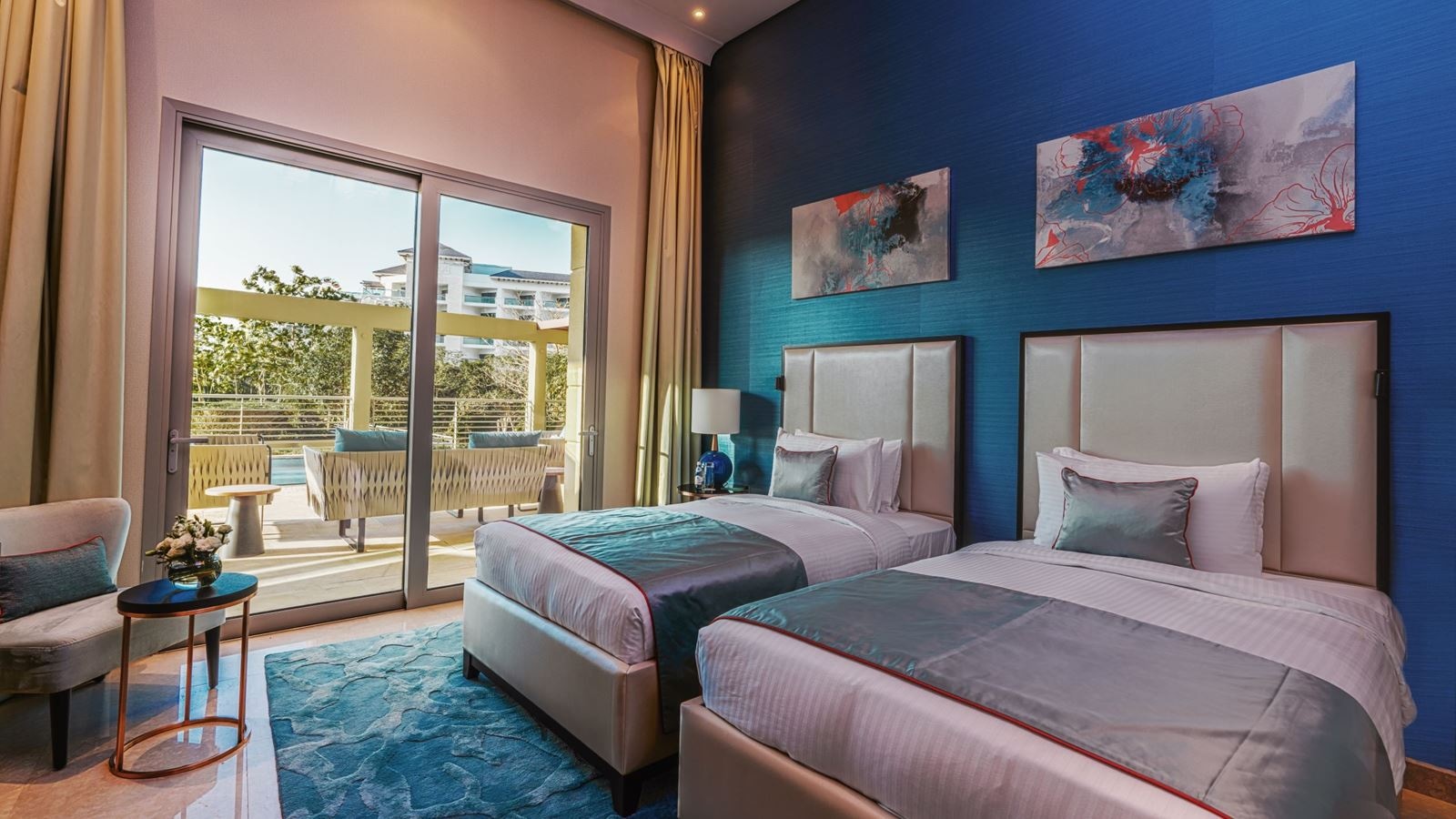 rooms-five-bedroom-pool-suite