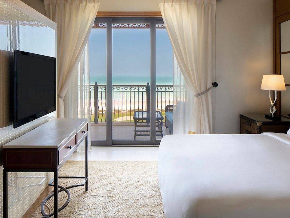 rooms-one-bedroom-ocean-suite