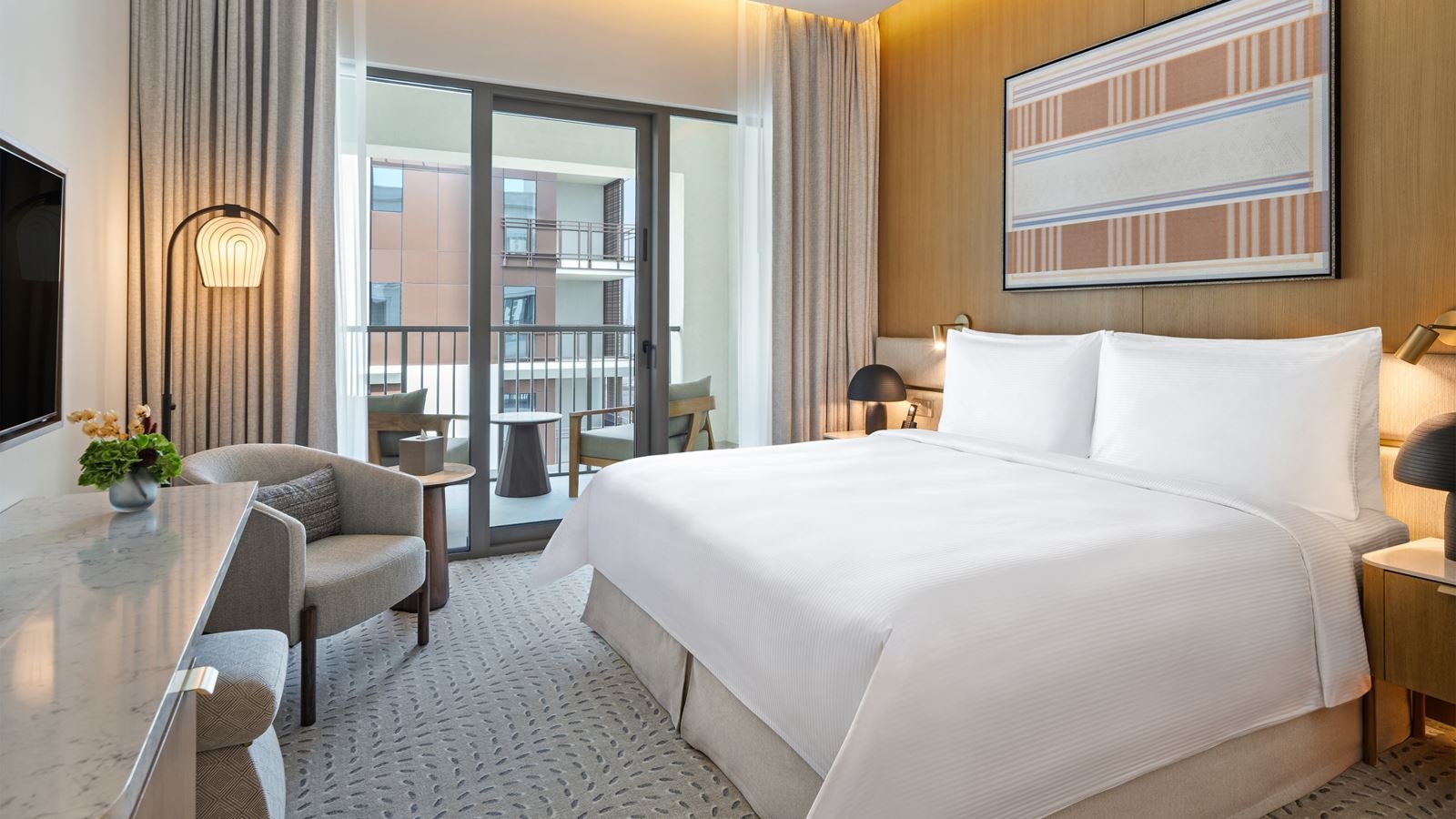 rooms-deluxe-room-king