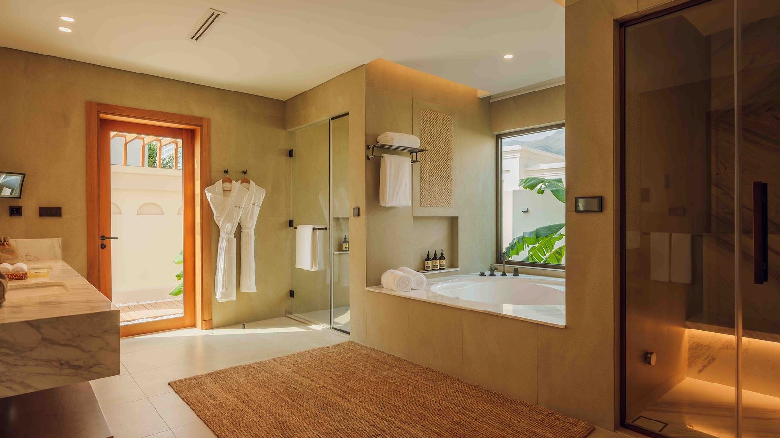 rooms-one-bedroom-pool-villa