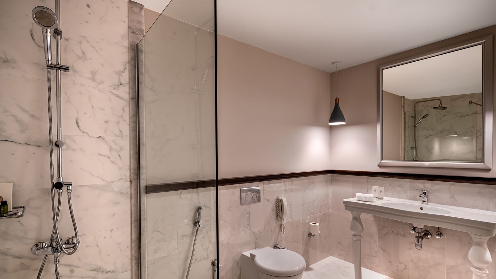 rooms-kids-escape-family-suite