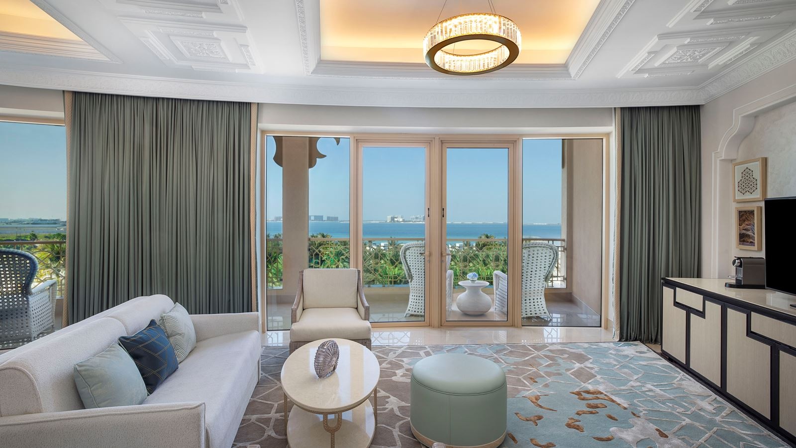 rooms-one-bedroom-ocean-view-suite
