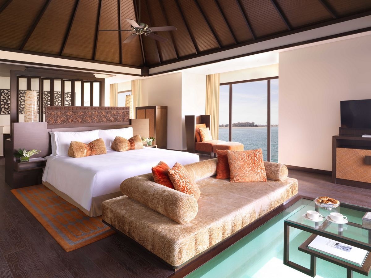 rooms-one-bedroom-overwater-villa