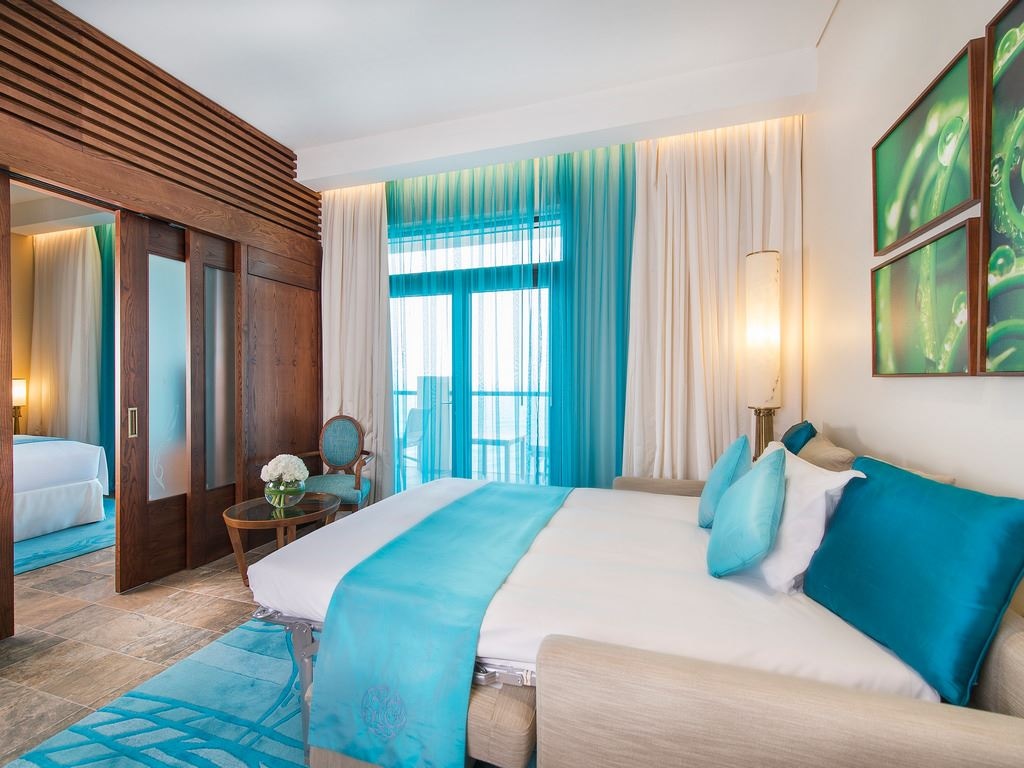 rooms-apartment-one-bedroom-sea-view