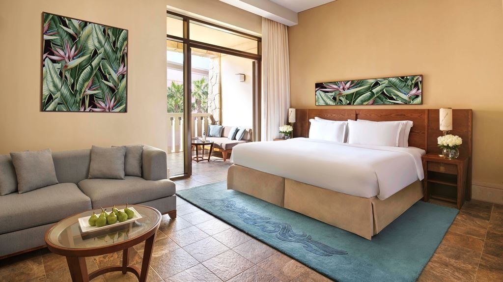 rooms-luxury-sea-view-room