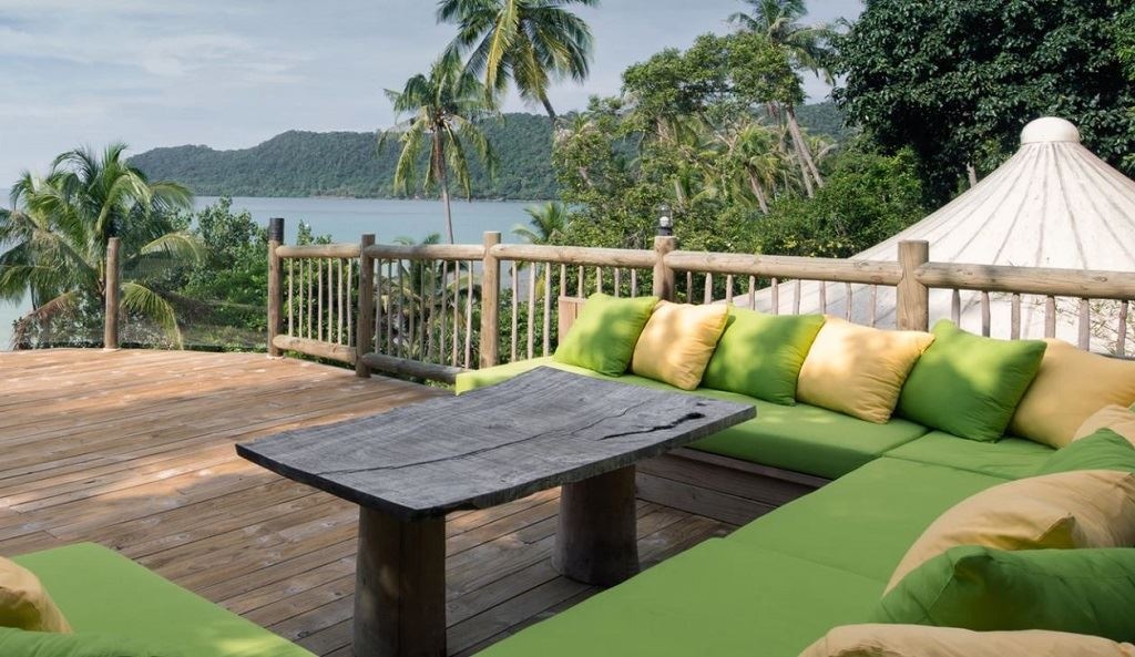 rooms-3-bedroom-beach-pool-reserve