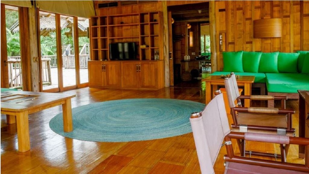 rooms-4-bedroom-bayview-pool-reserve