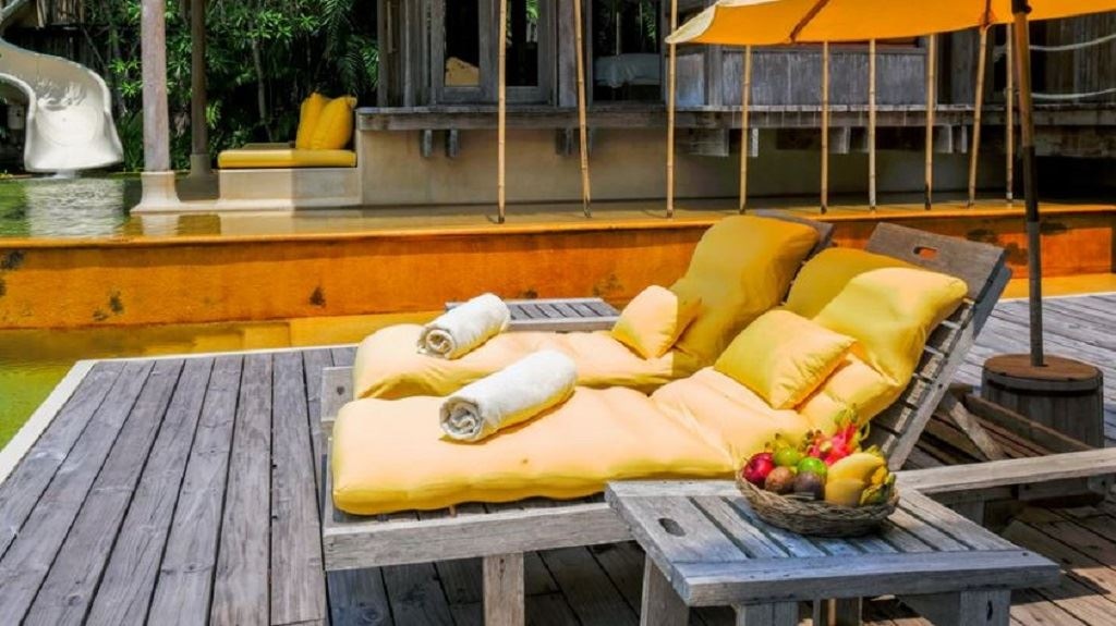 rooms-4-bedroom-bayview-pool-reserve