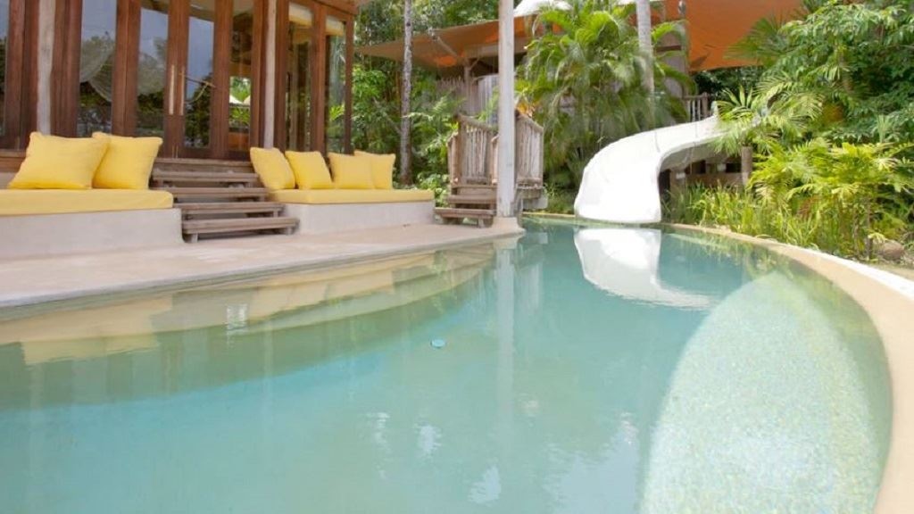 rooms-5-bedroom-beach-pool-reserve