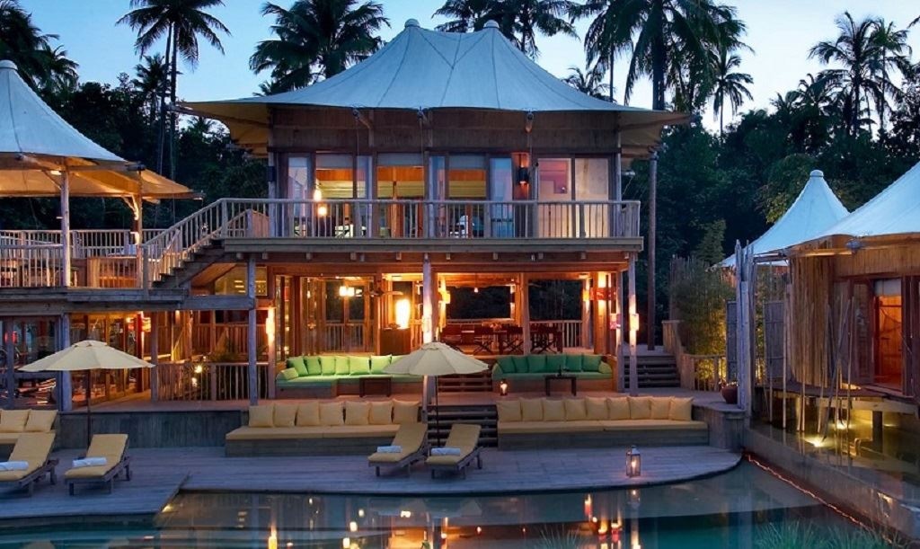 rooms-5-bedroom-beach-pool-reserve