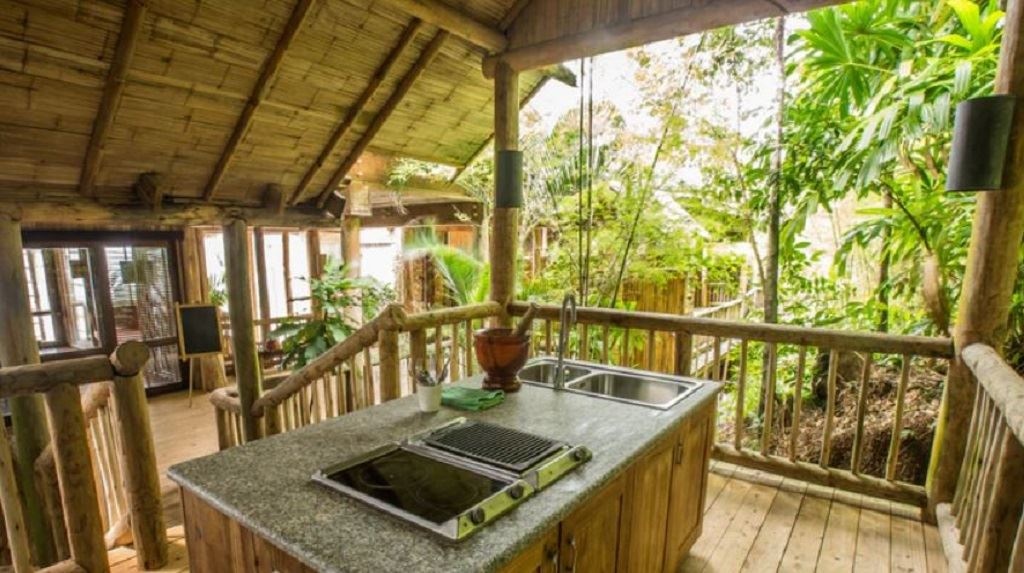 rooms-6-bedroom-sunset-ocean-view-pool-reserve