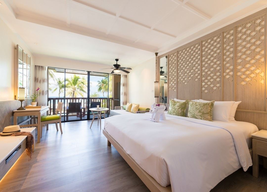 rooms-junior-suite-thani-wing