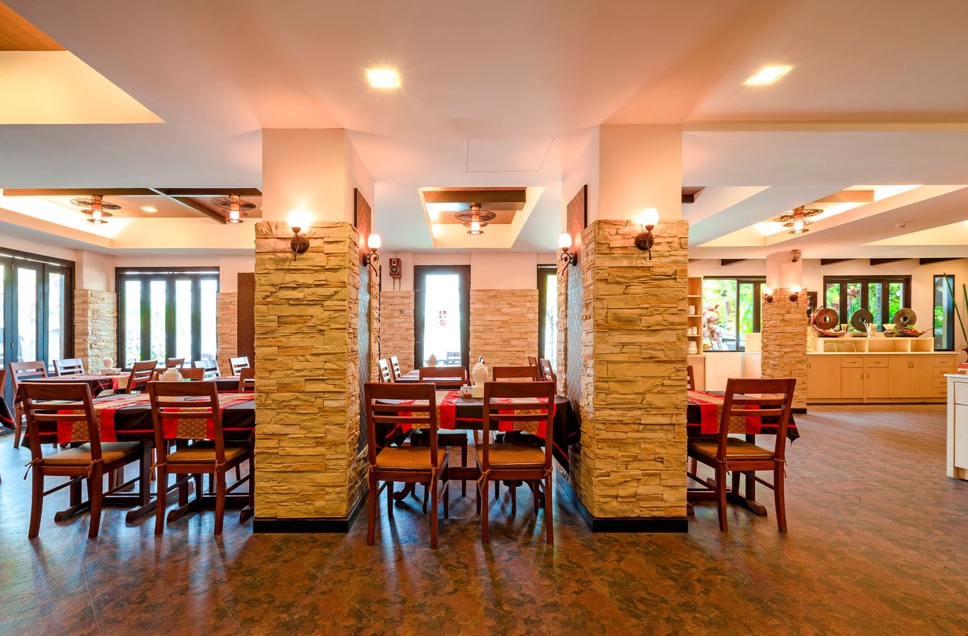 restaurants-aimaoch-restaurant