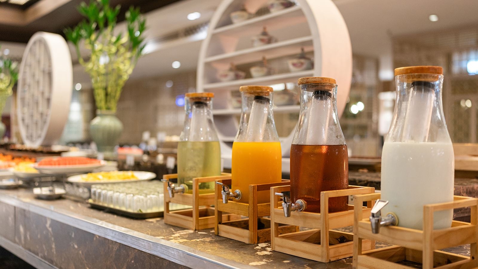 restaurants-bualuang-restaurant