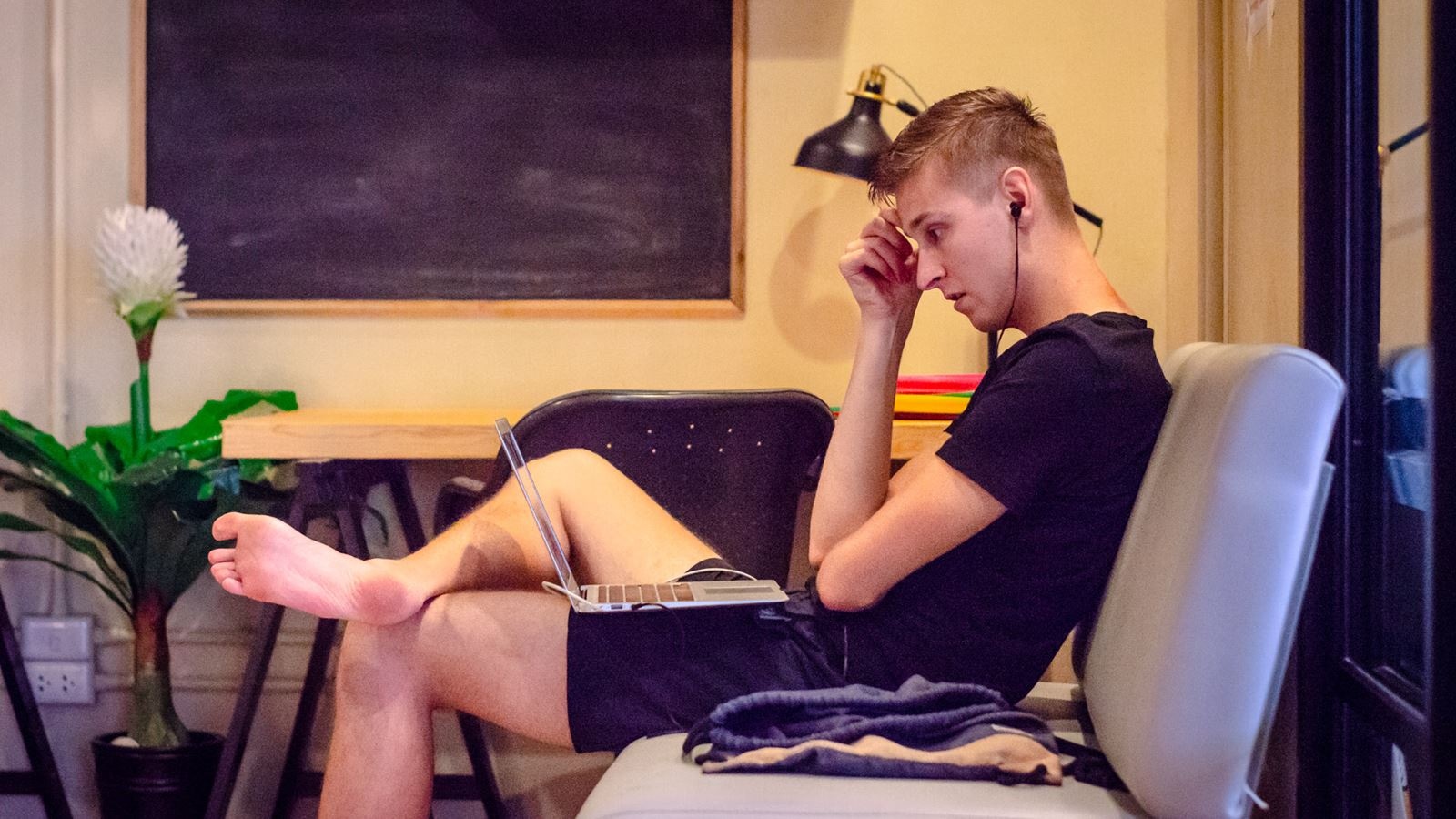 rooms-share-dorm-mix