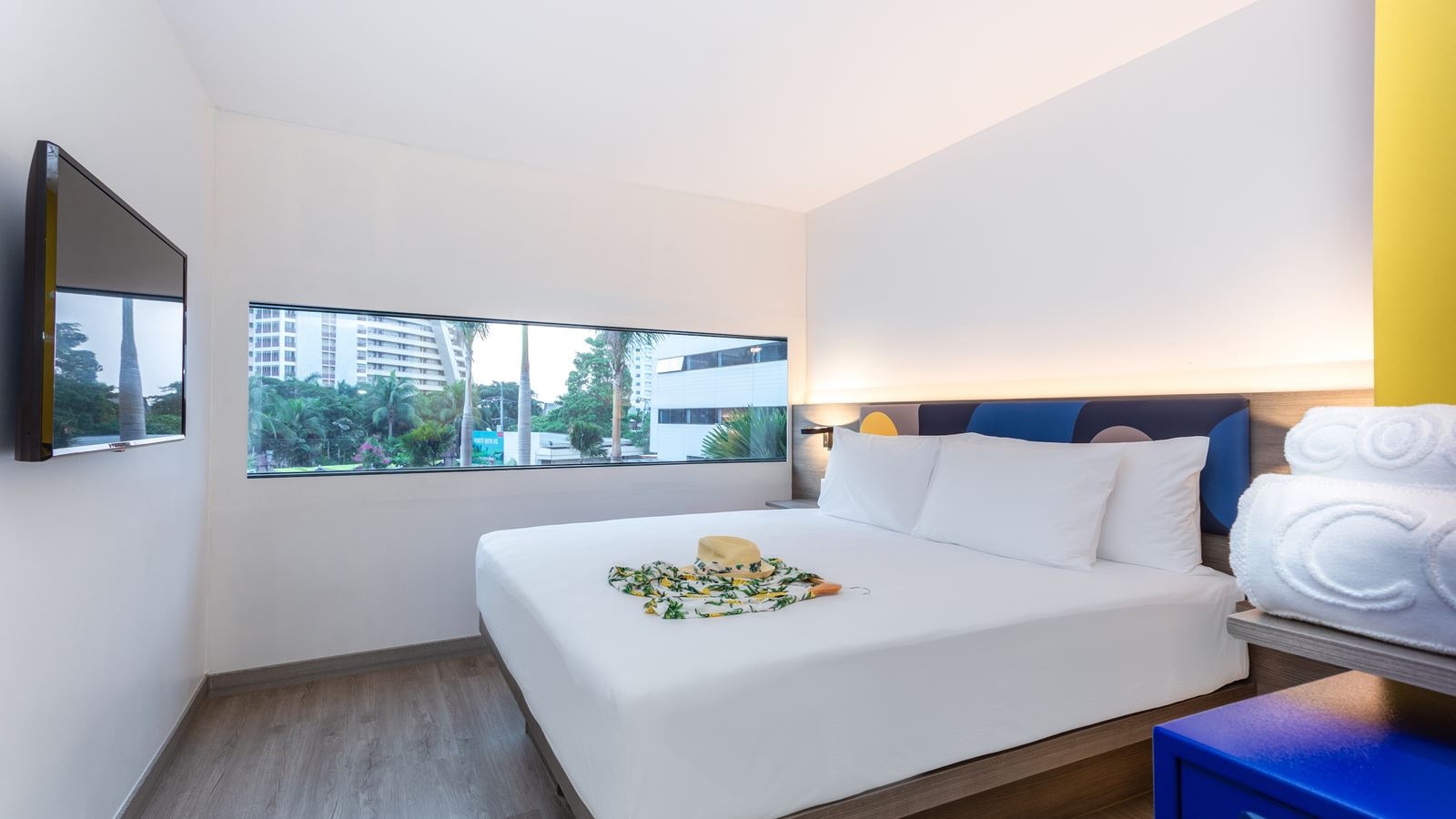 rooms-cosi-room