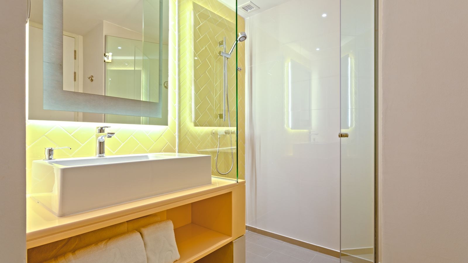 rooms-cosi-room