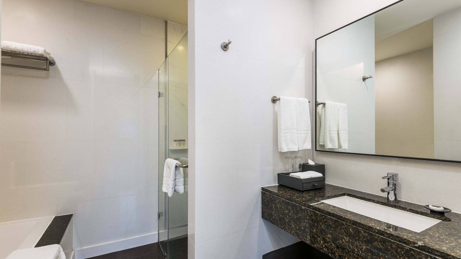 rooms-two-bedroom-suite-river-view