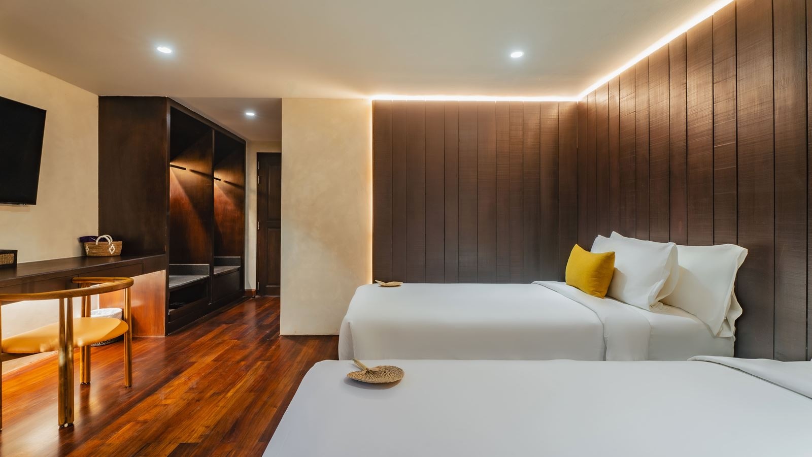 rooms-lux-3-bedroom-grand-sea-view-pool-villa