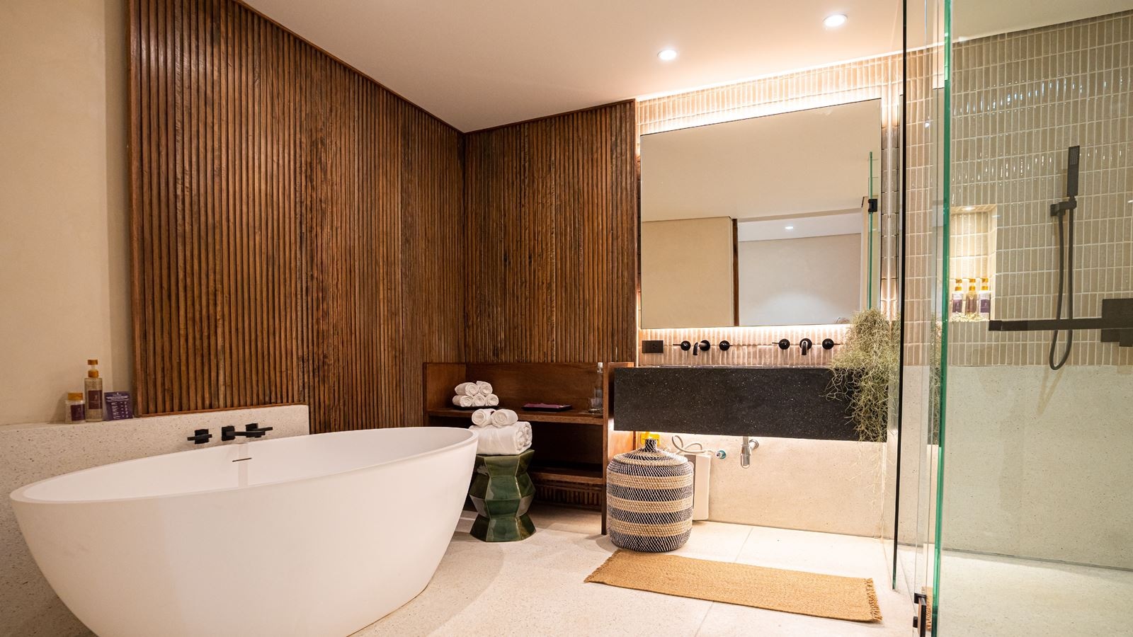 rooms-lux-1bedroom-garden-view-pool-villa