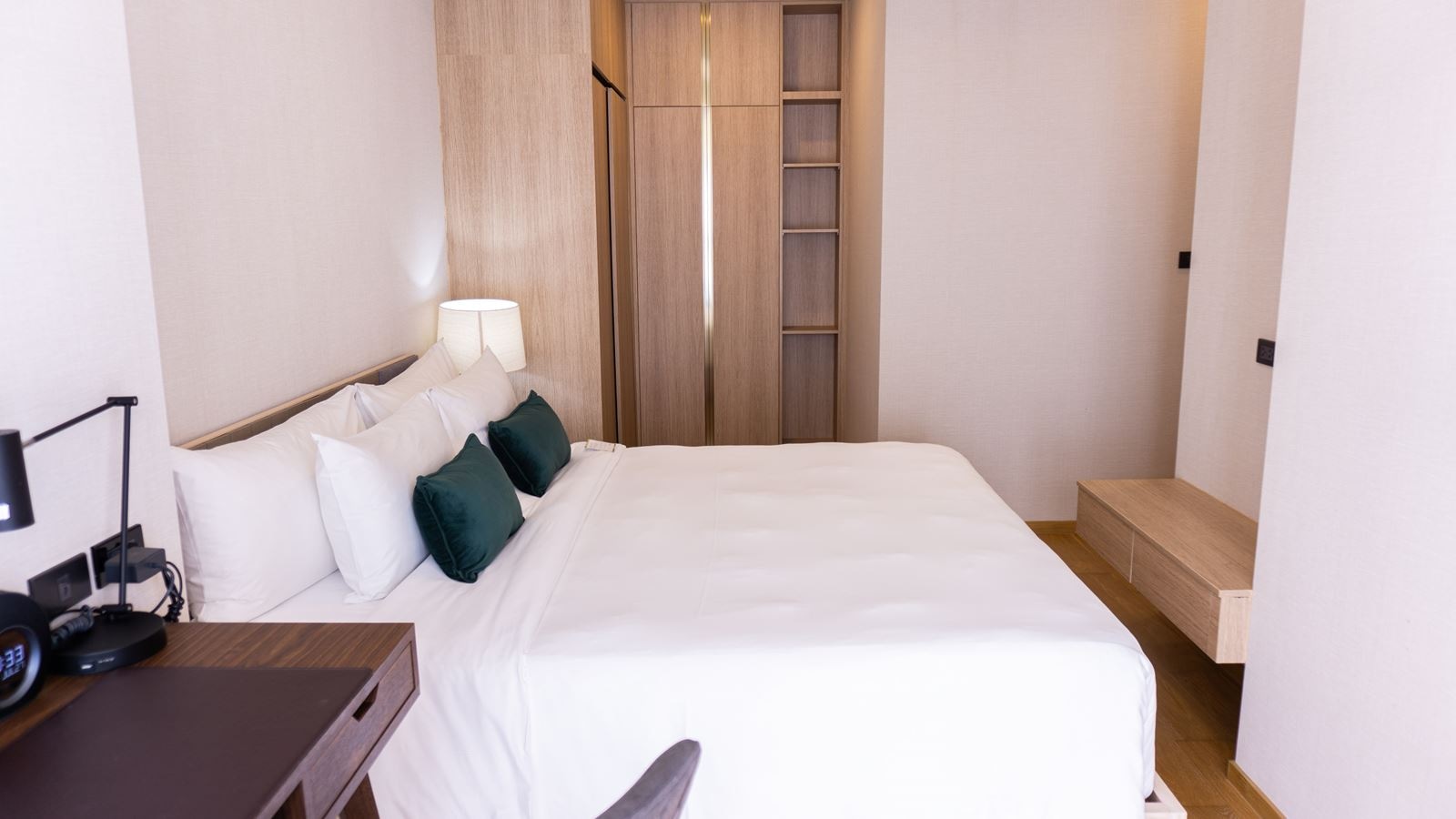 rooms-two-bedroom-premier-suite