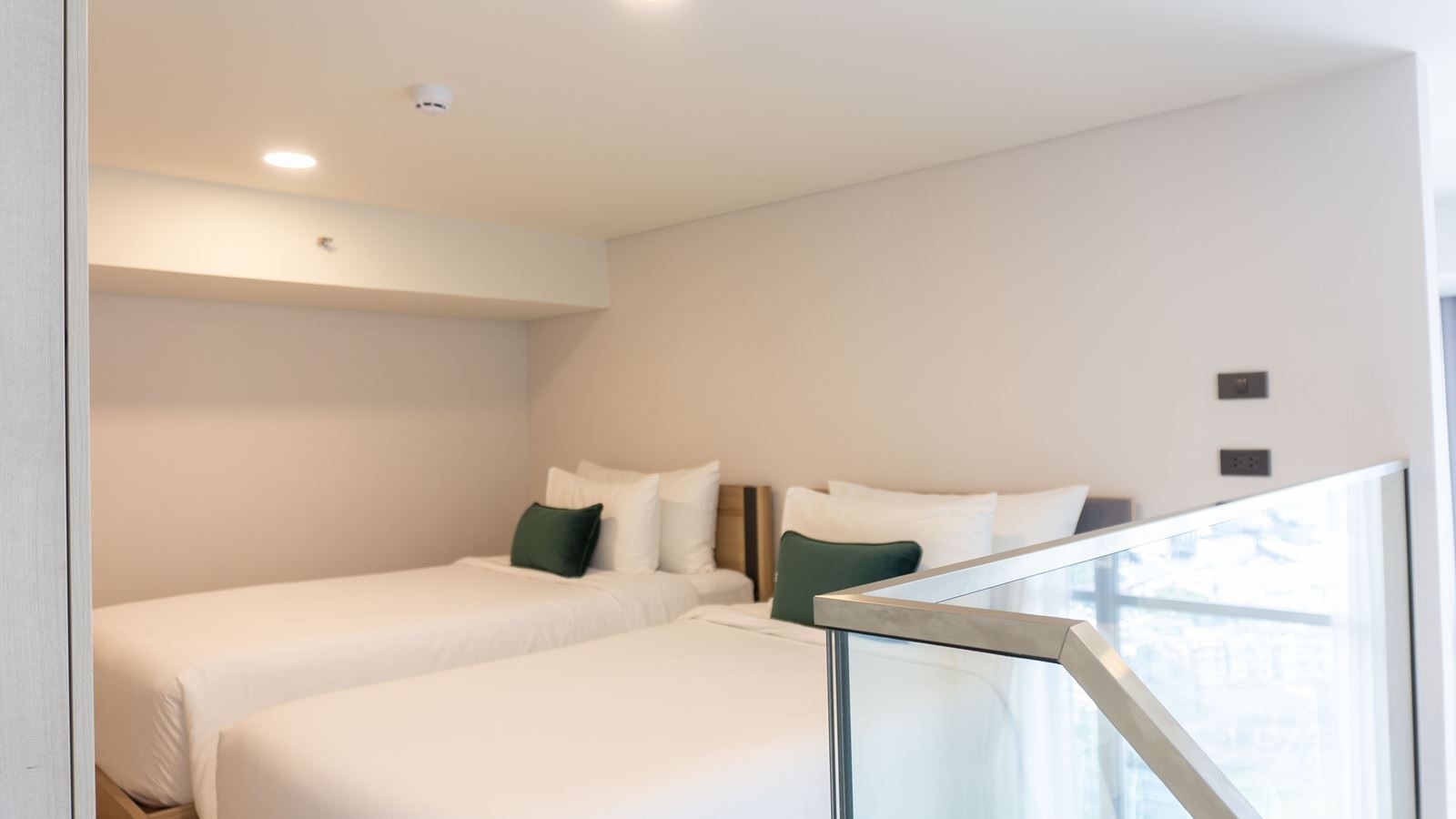 rooms-duplex-family-suite