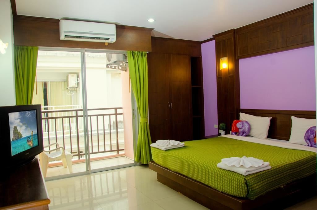 rooms-superior-room