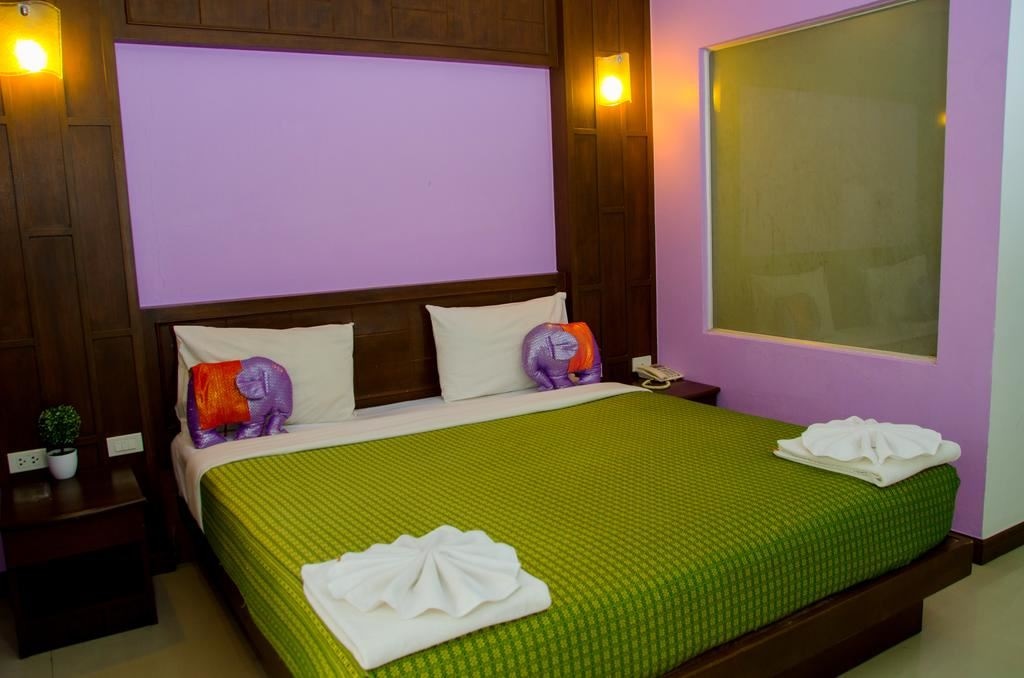 rooms-superior-room