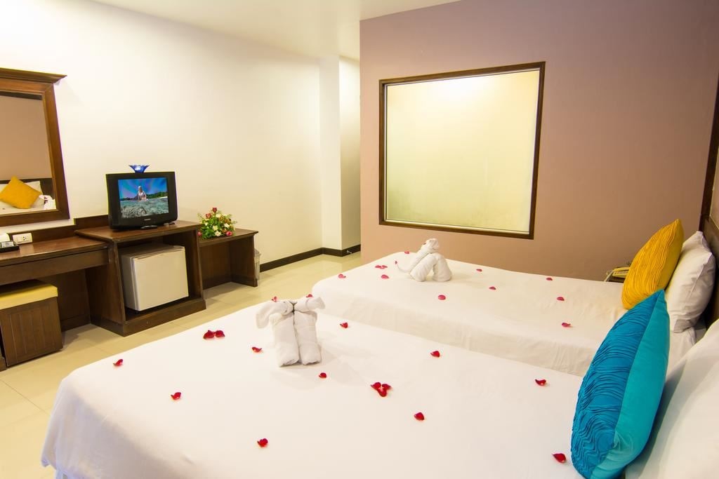 rooms-superior-room