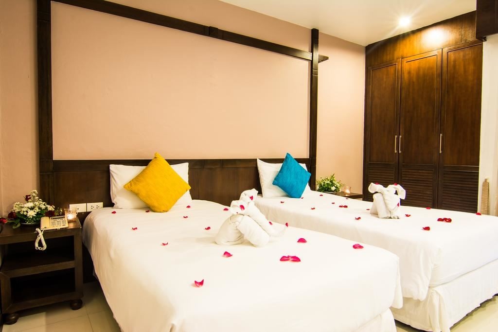 rooms-superior-room