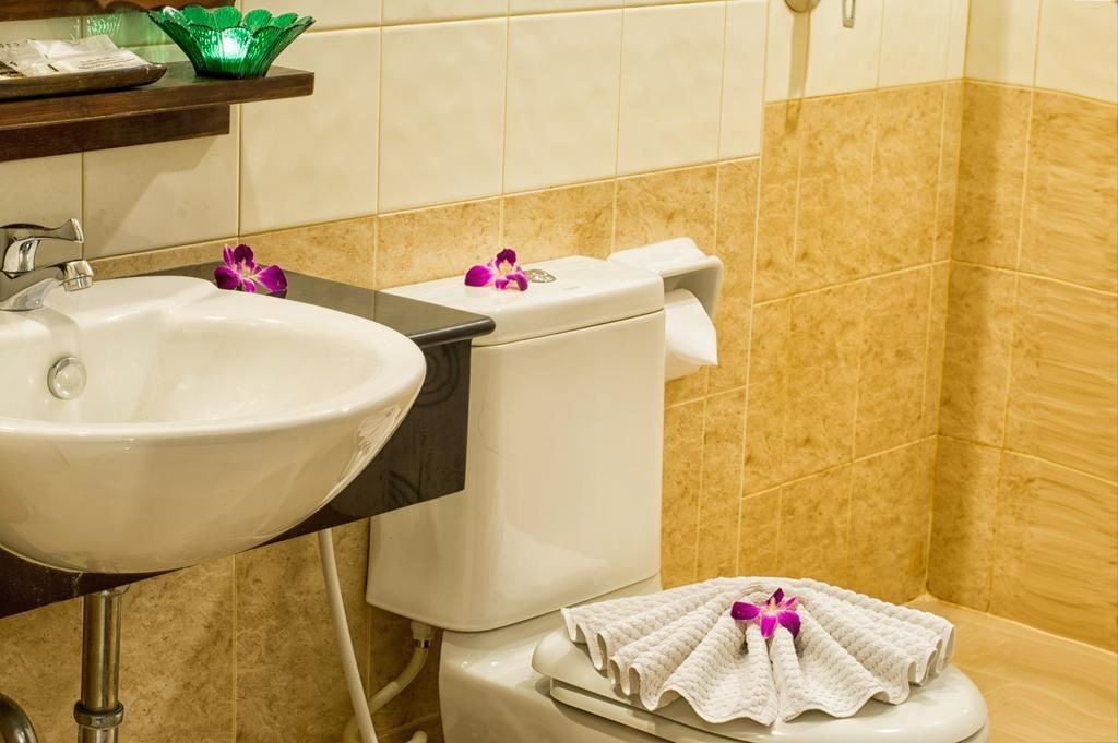 rooms-deluxe-room