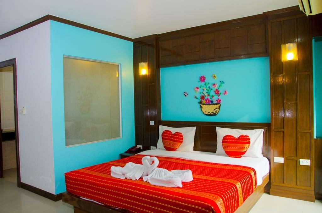 rooms-deluxe-room