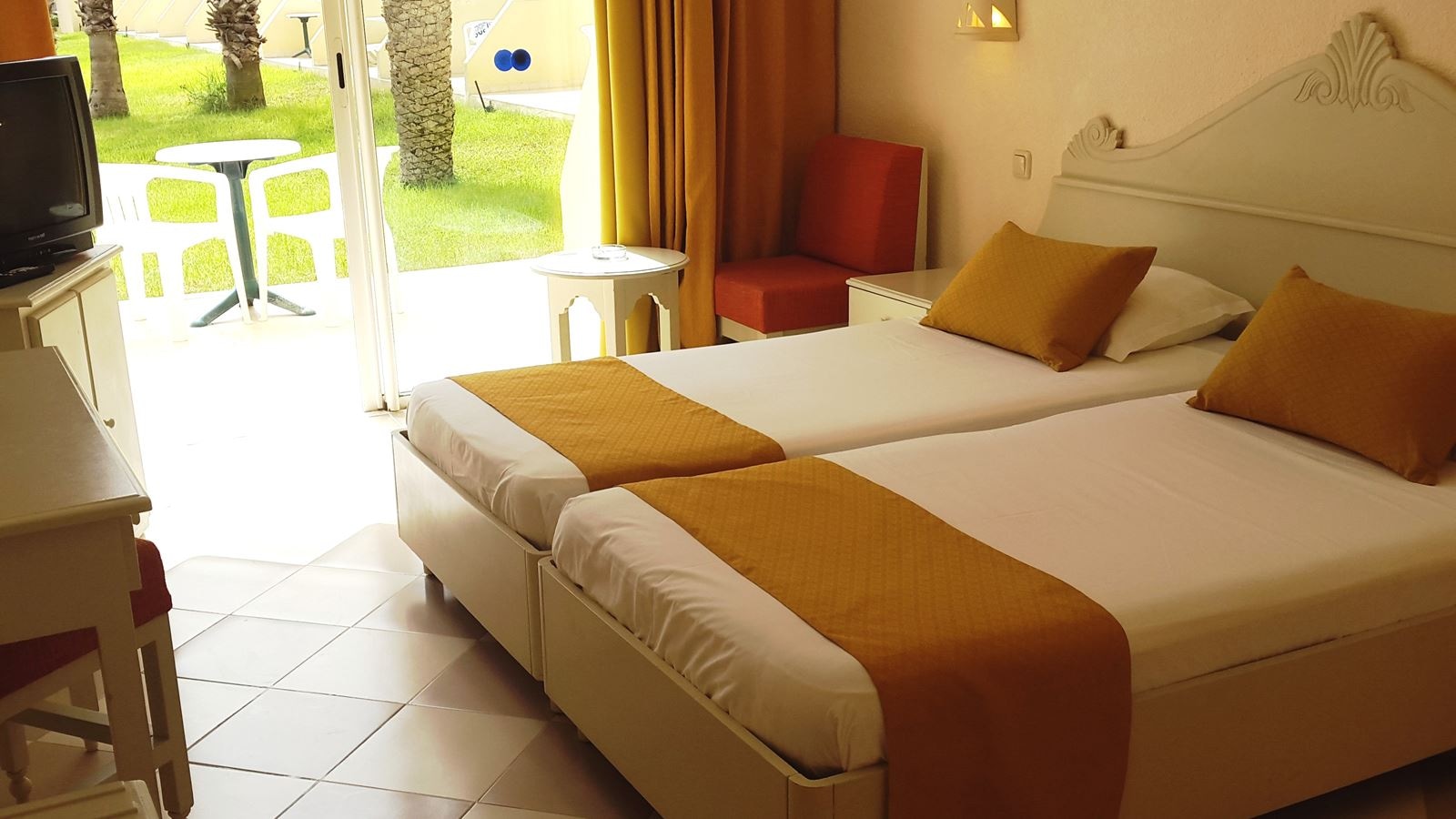 rooms-room-standard-single