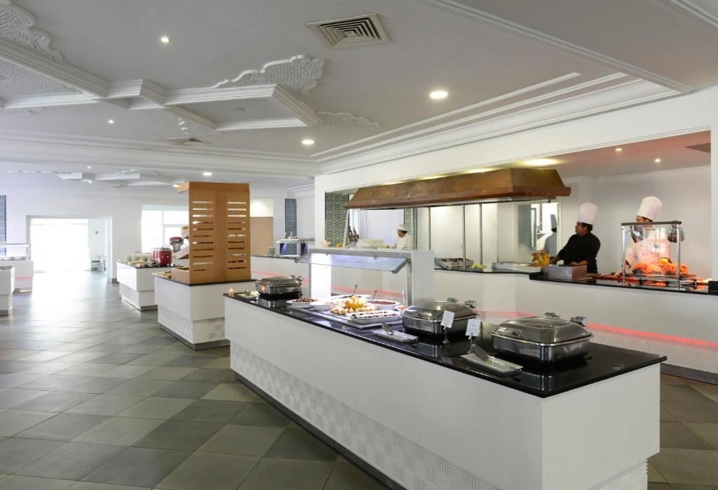 restaurants-restaurants