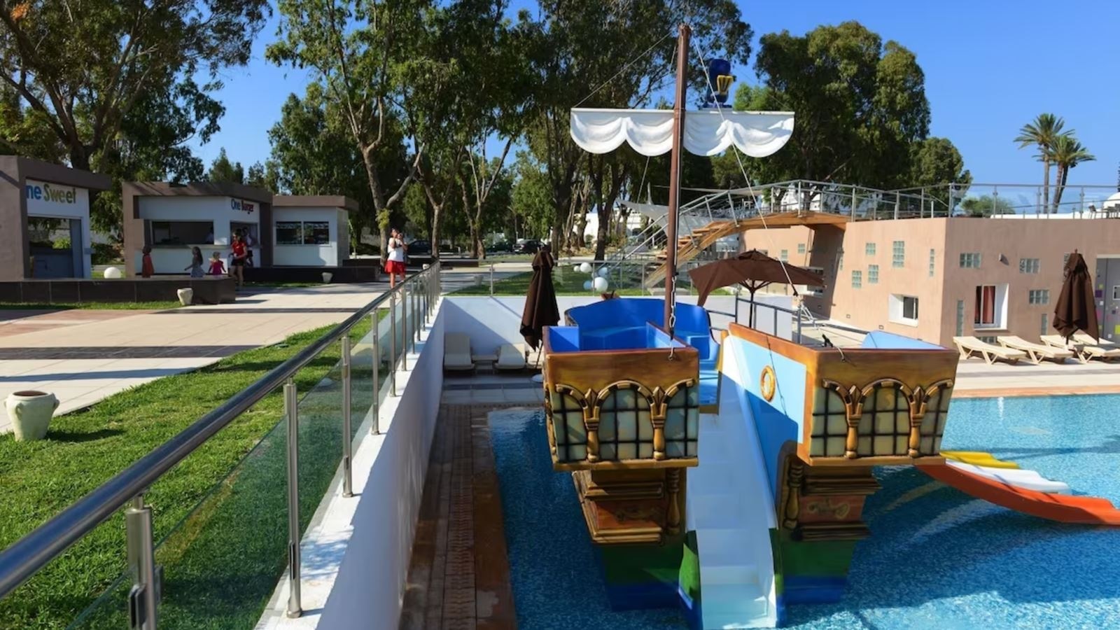 water-park-water-park