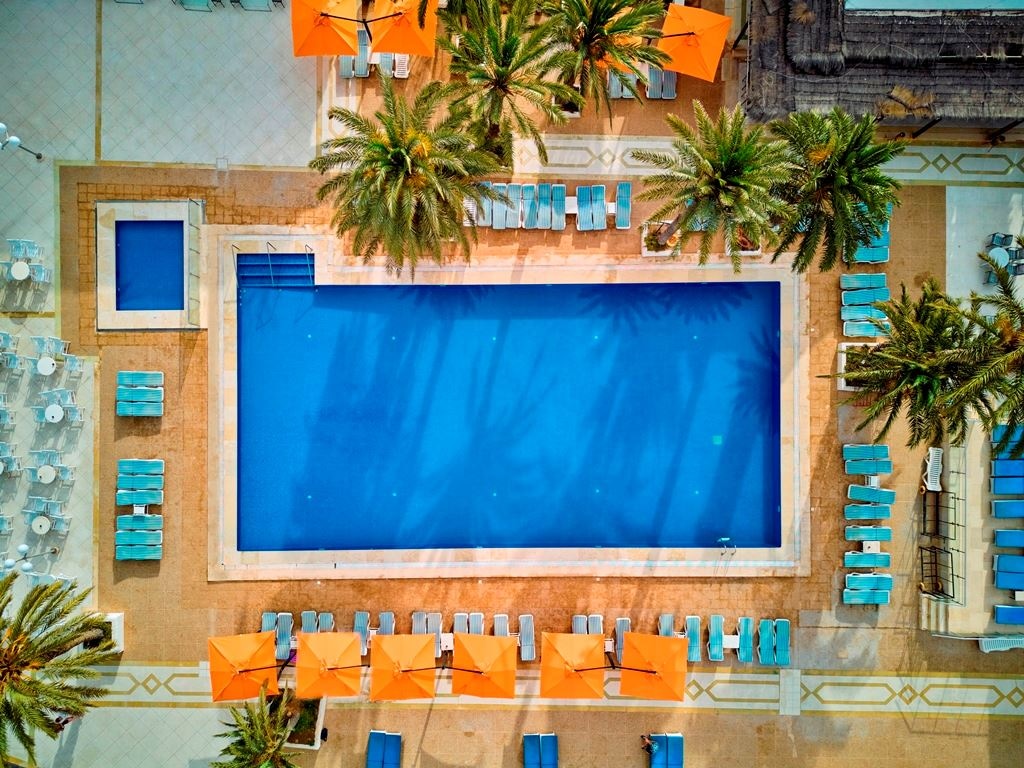 pools-outdoor--indoor-pool