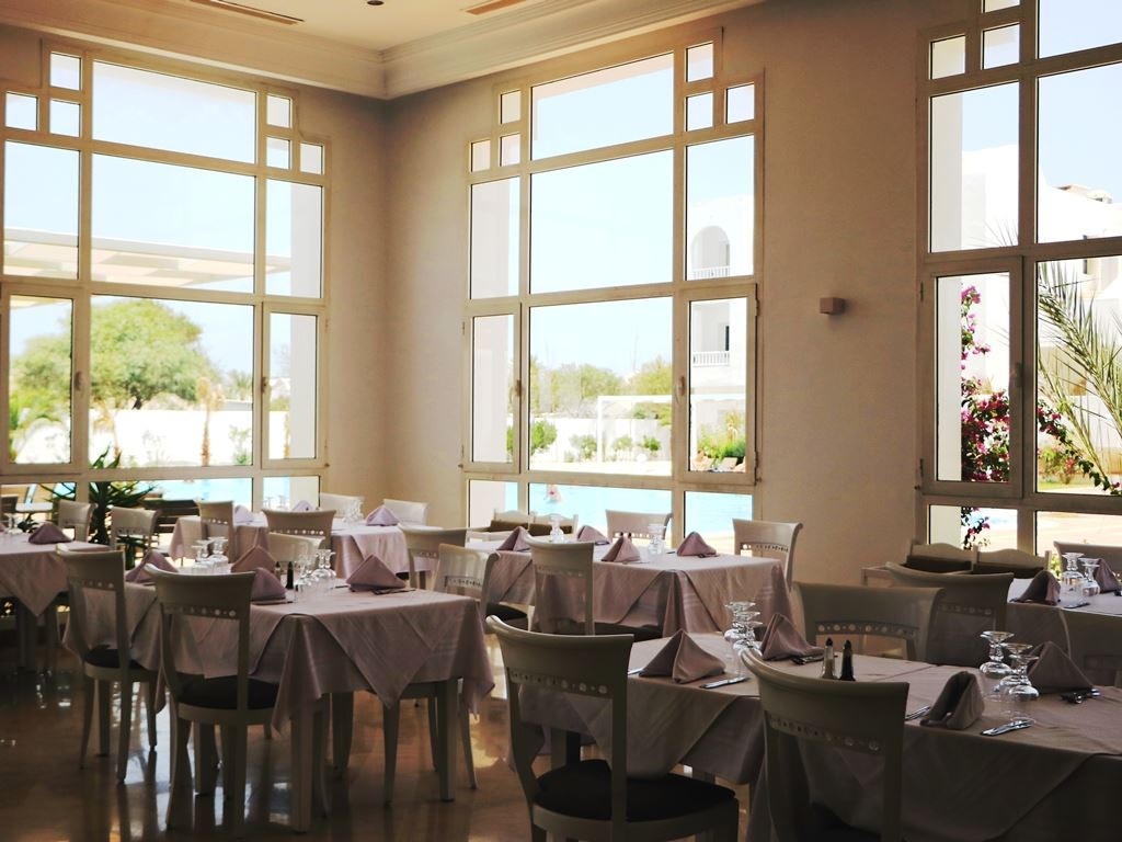 restaurants-restaurants