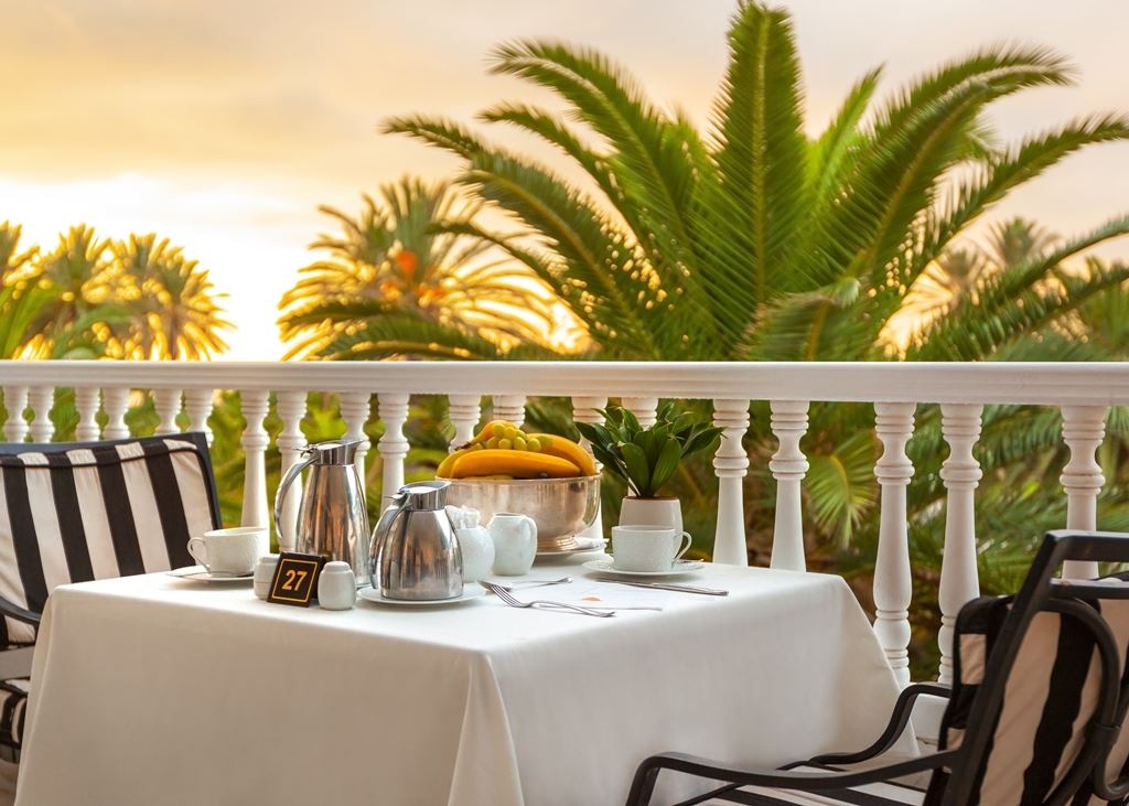 rooms-junior-suite-garden-view