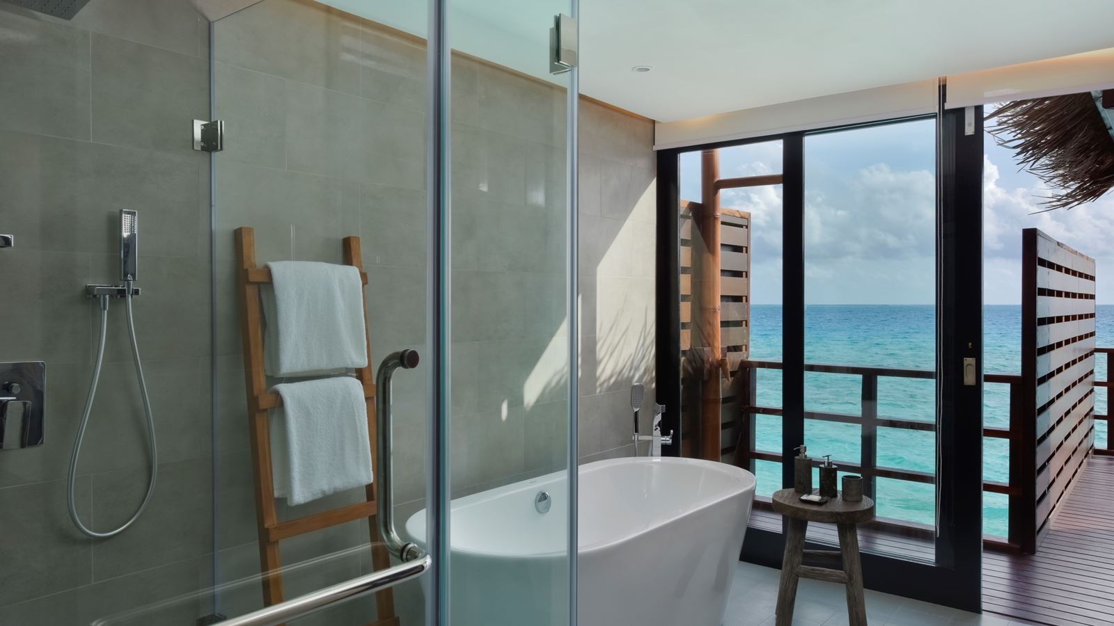 rooms-ocean-water-villa