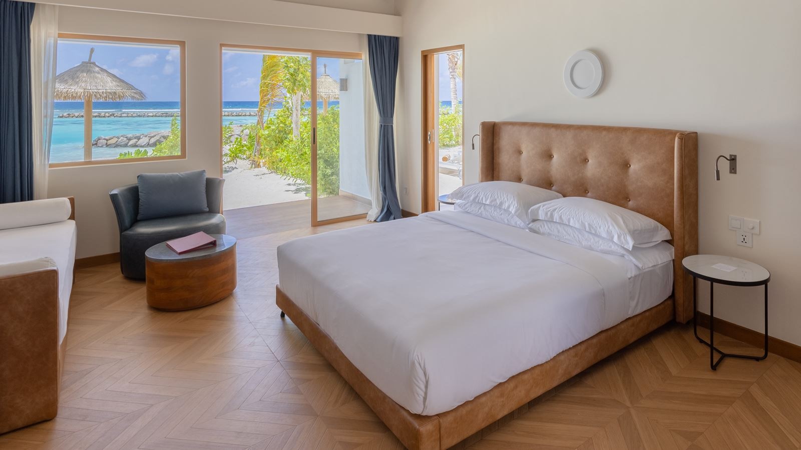 rooms-family-beach-villa
