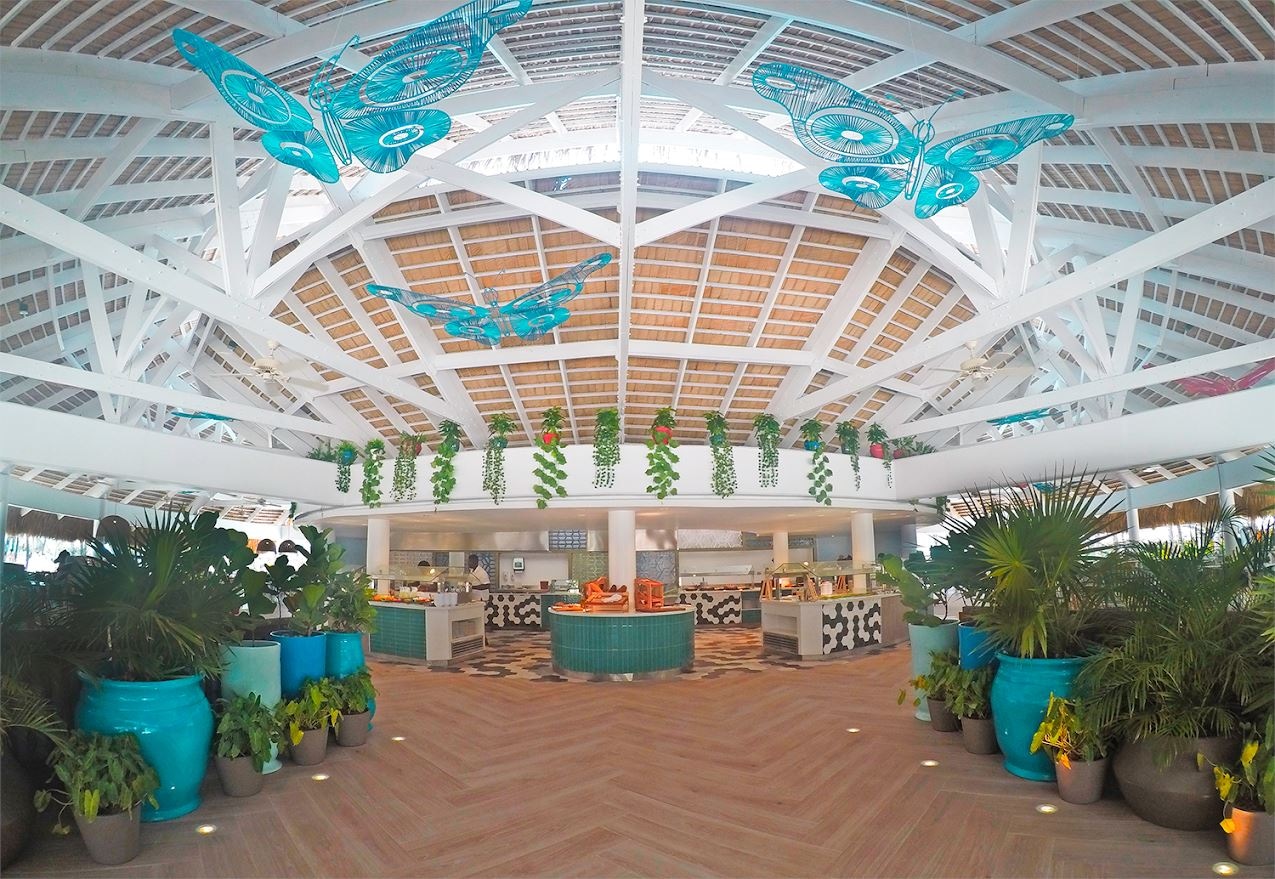 restaurants-la-palapa-bbq--near-the-beach-and-pool