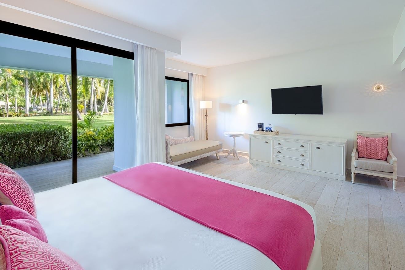 rooms-privileged-romance-deluxe-junior-suite