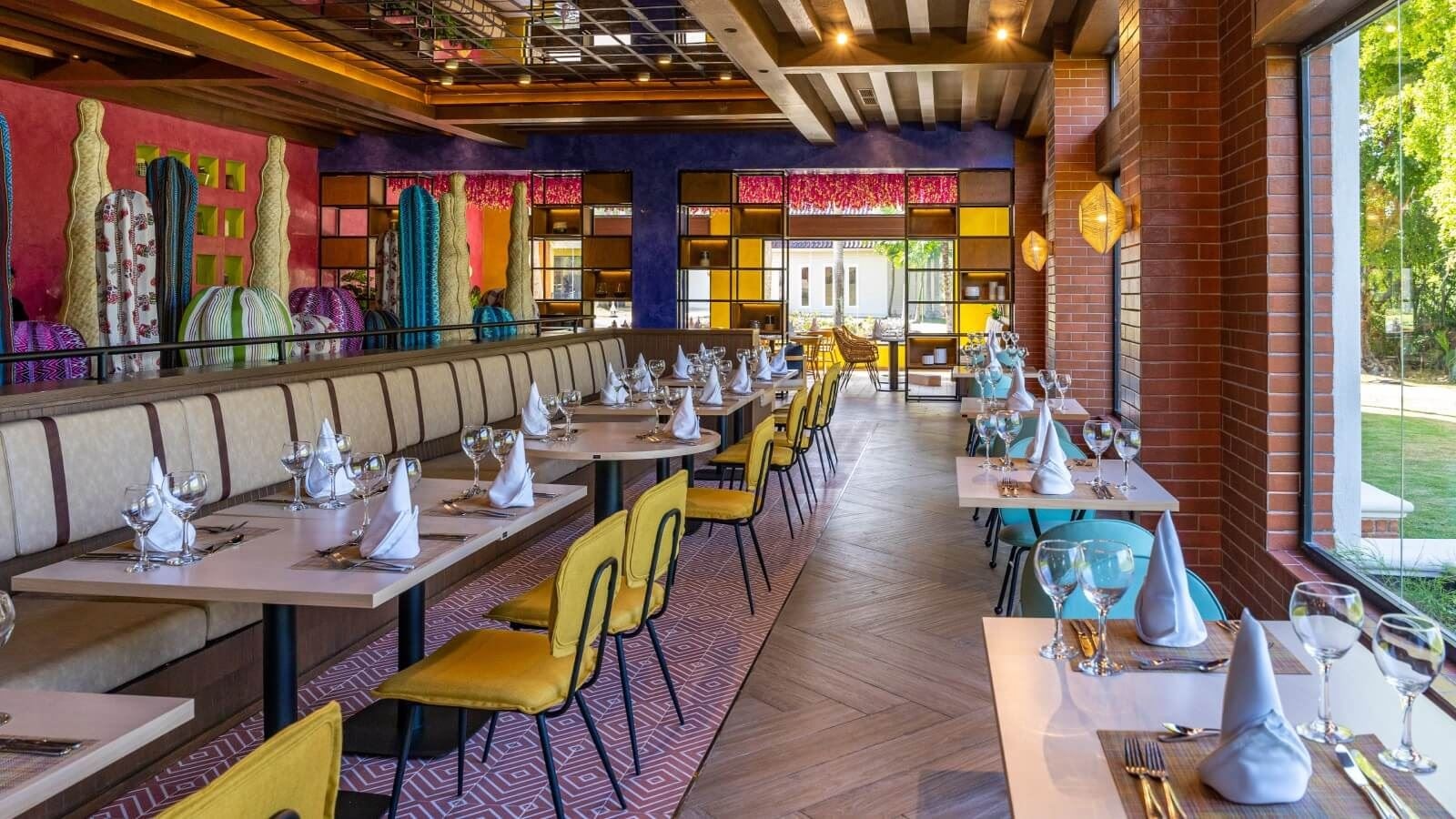 restaurants-restaurants