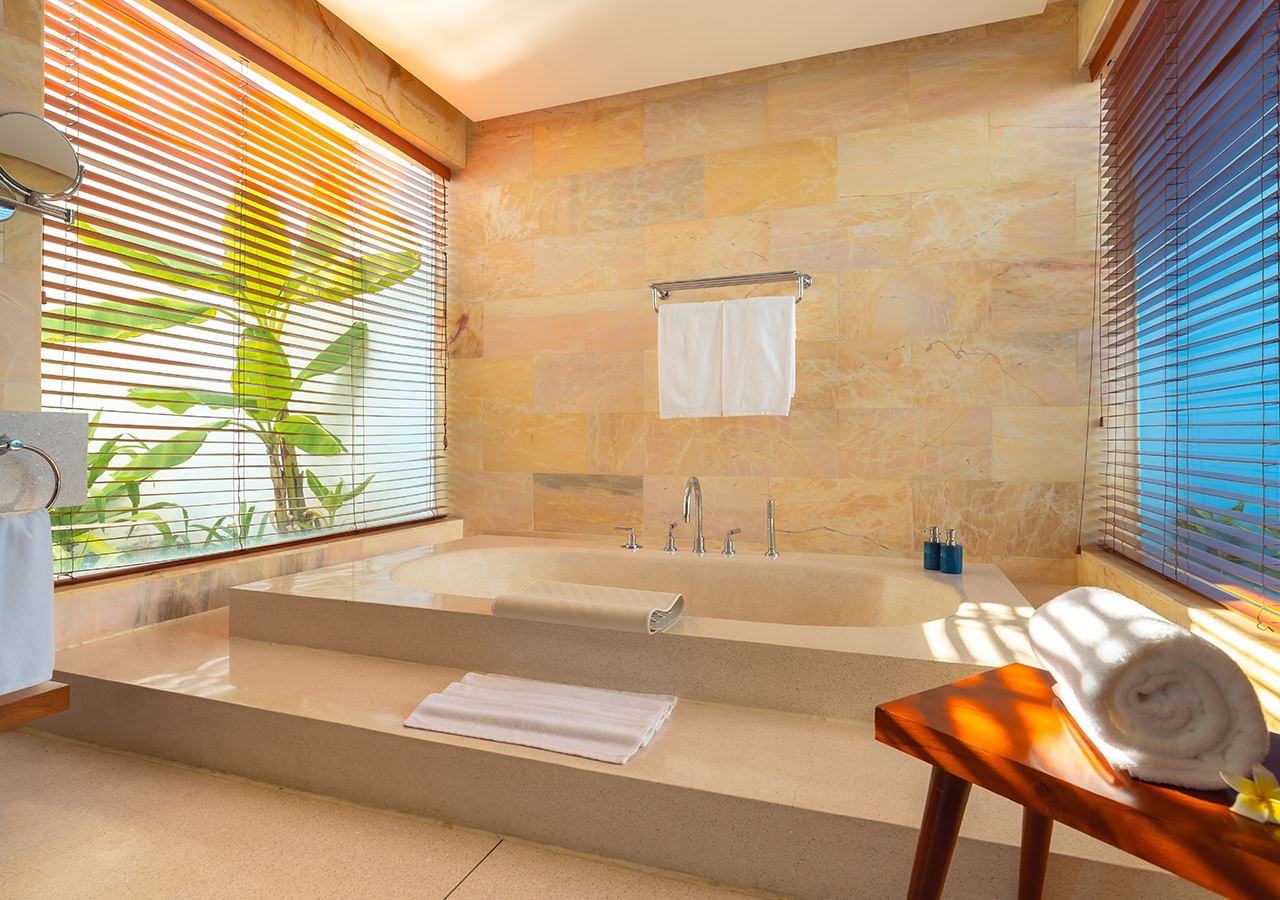 rooms-beachfront-pool-villa