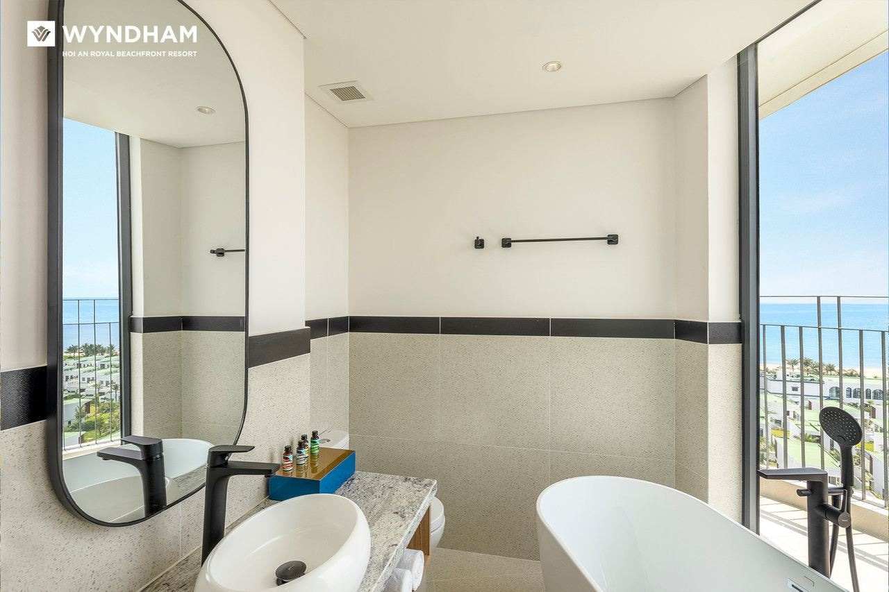 rooms-villa-pool-view