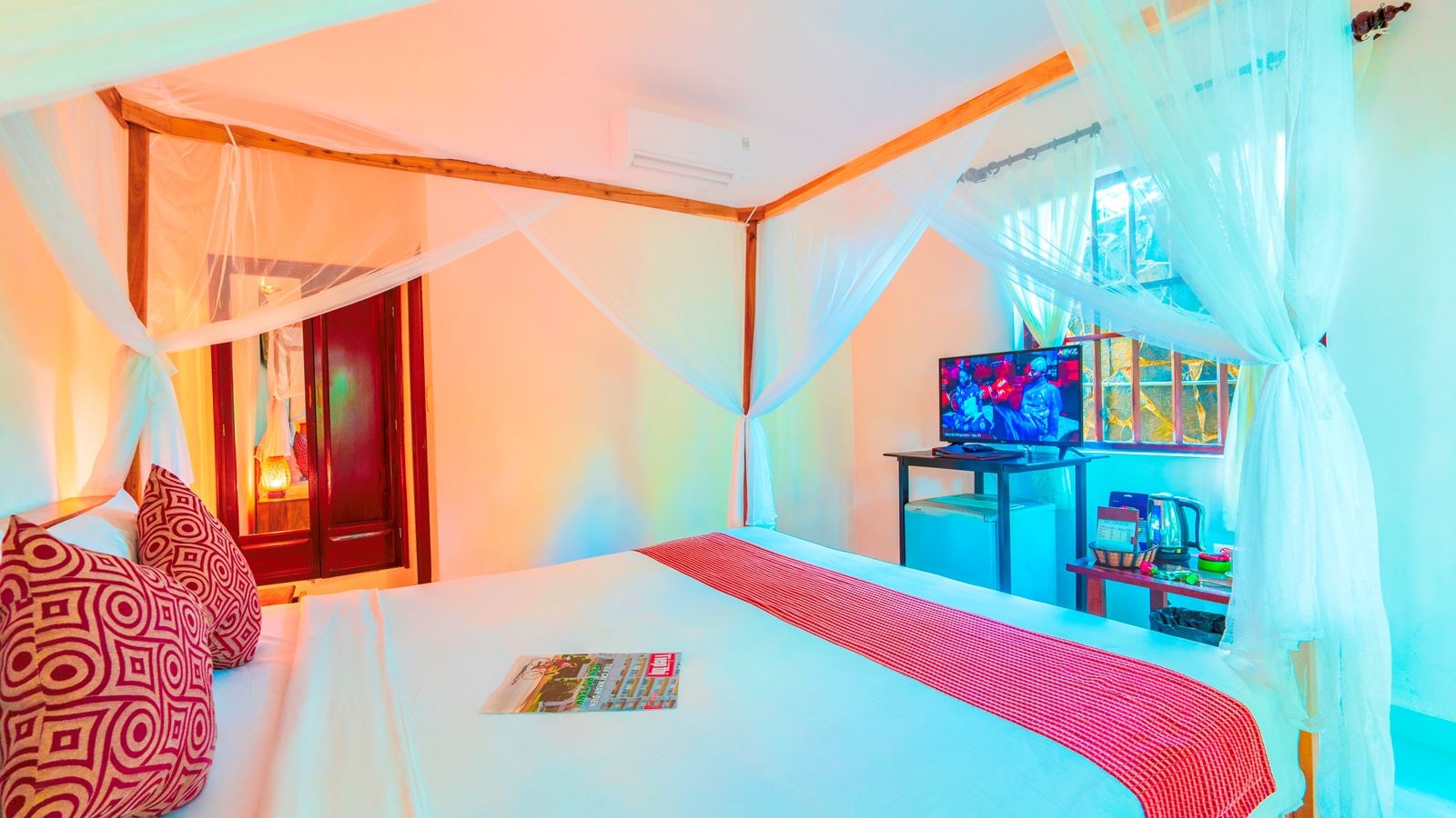 rooms-bungalow-standard-with-terrace-gardenview