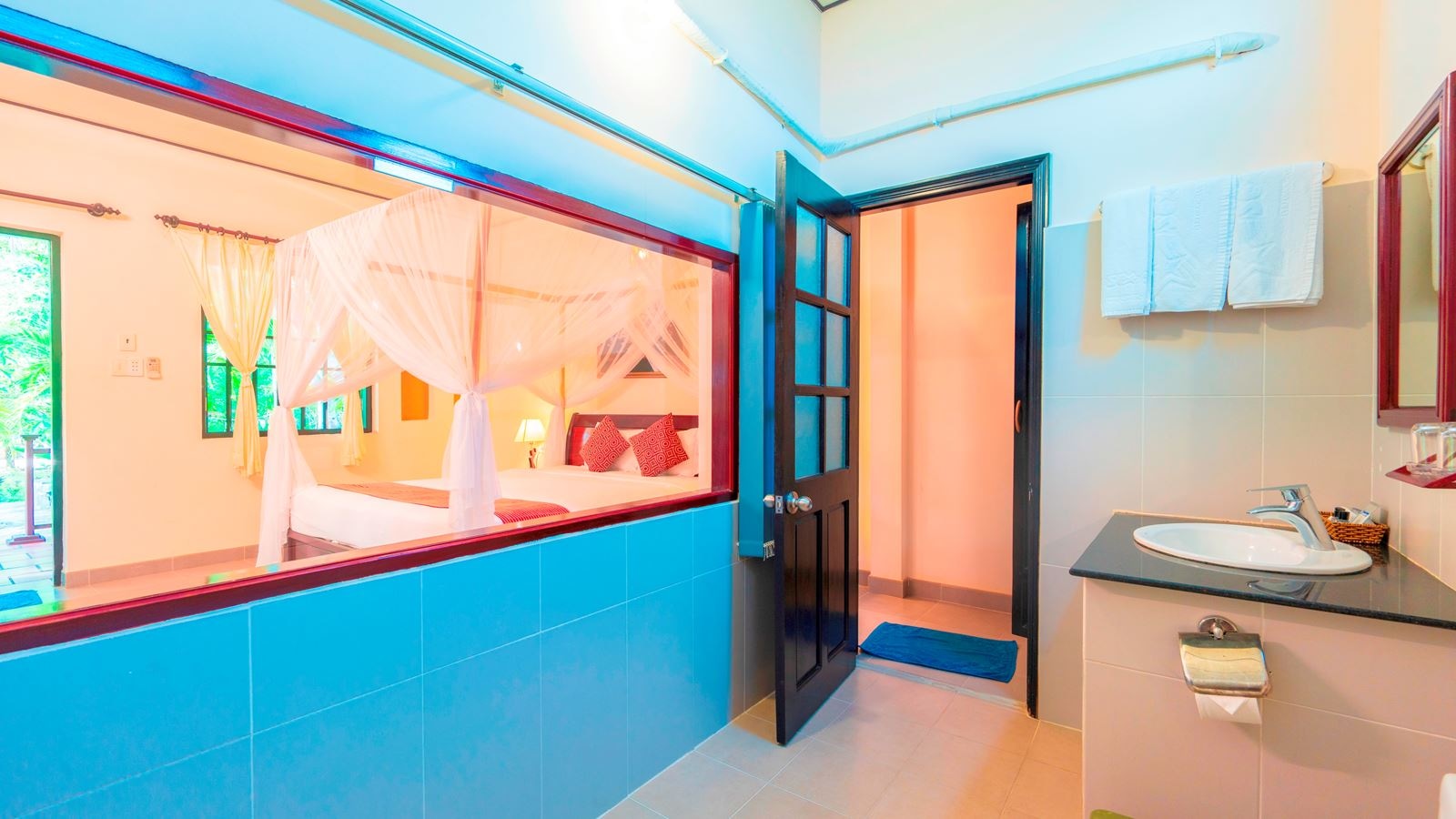 rooms-bungalow-standard-with-terrace-gardenview