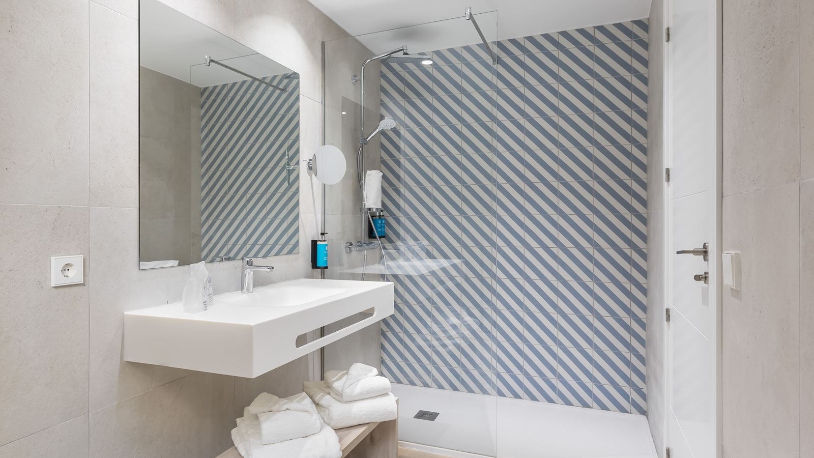 rooms-double-room-ocean-view